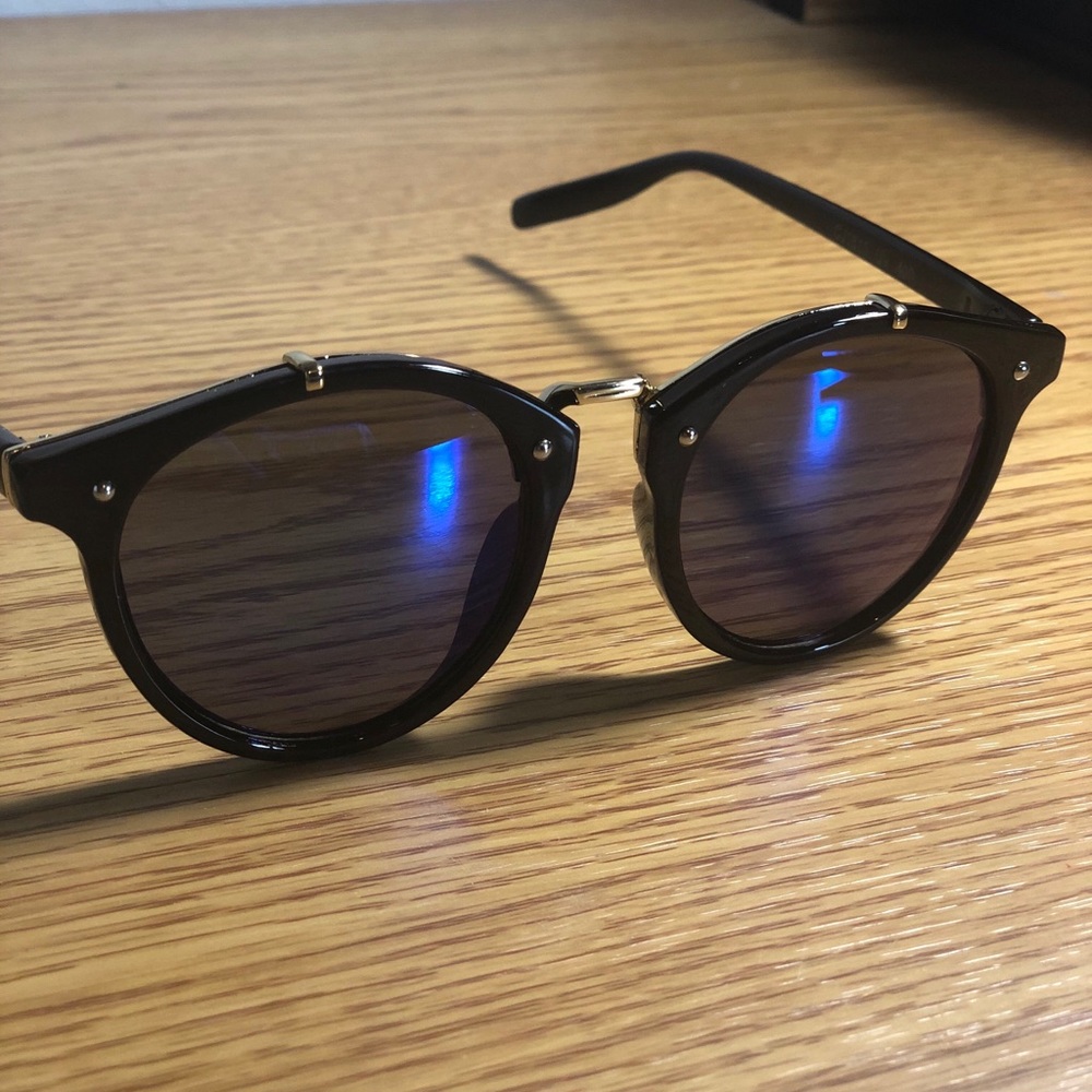 REFLECTIVE BLUE-SUNGLASSES